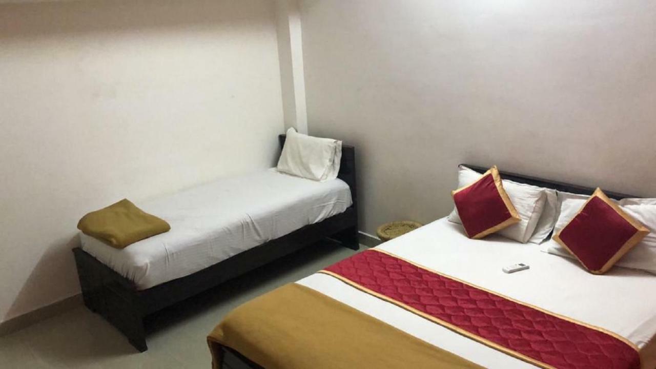 Royal Palace Guest House Chennai Exterior foto